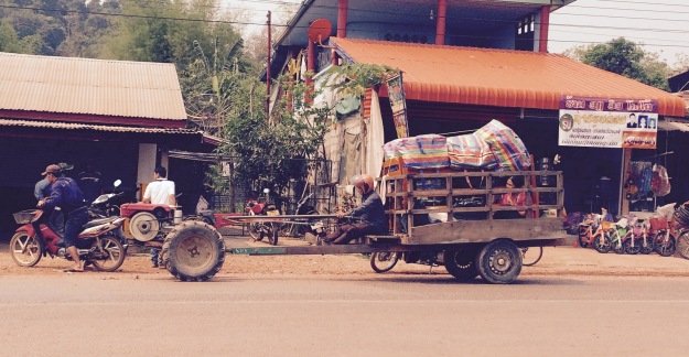 daily life in laos